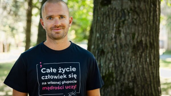 T-shirt „Całe życie człowiek”